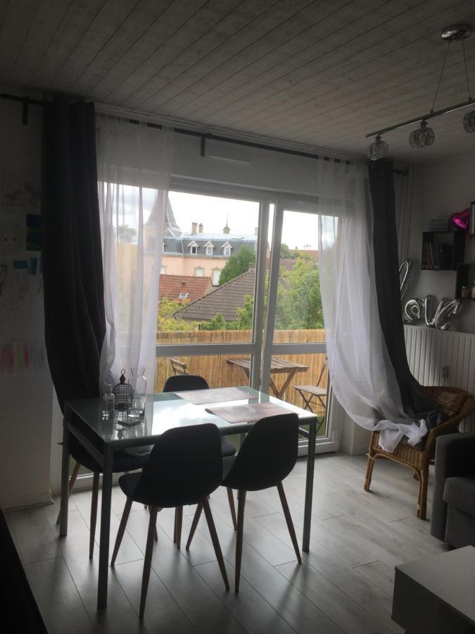 Ferienwohnung 2 Pieces - Quartier Calme - Parking Gratuit Metz Exterior foto